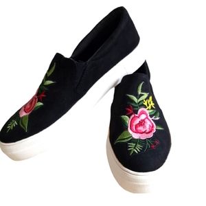 Big Buddha embroidered shoes